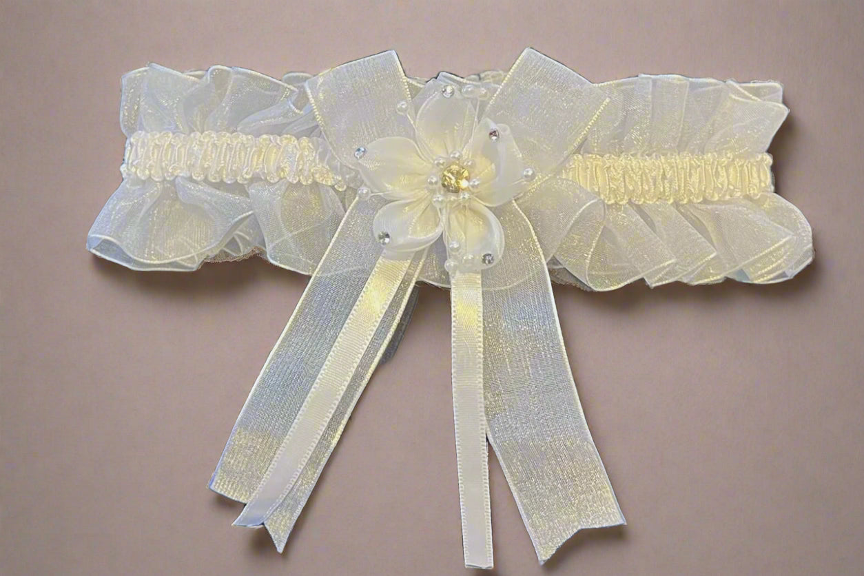 Calla Collection Wedding Garter GA-925 Traditional White Lace Bridal Garter