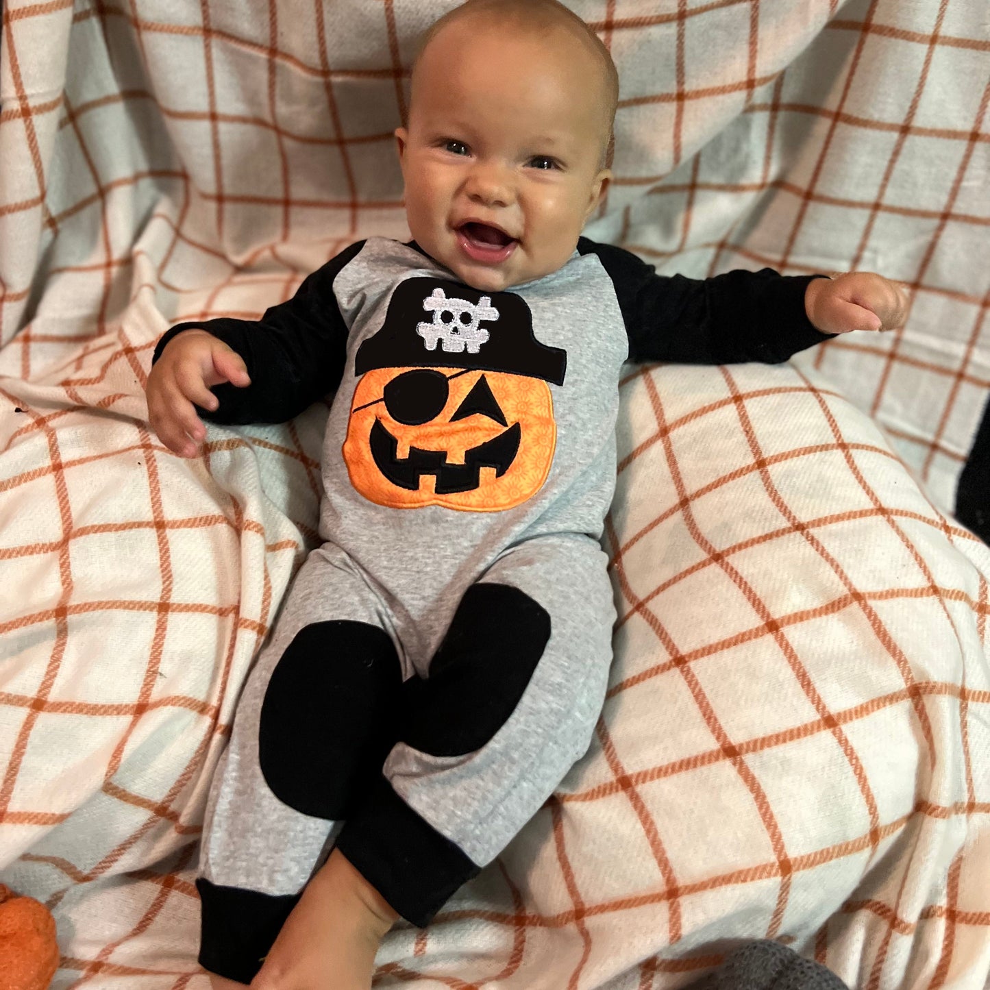 AnnLoren Halloween Pirate Jack O Lantern Long Sleeve Baby Toddler Boys Romper