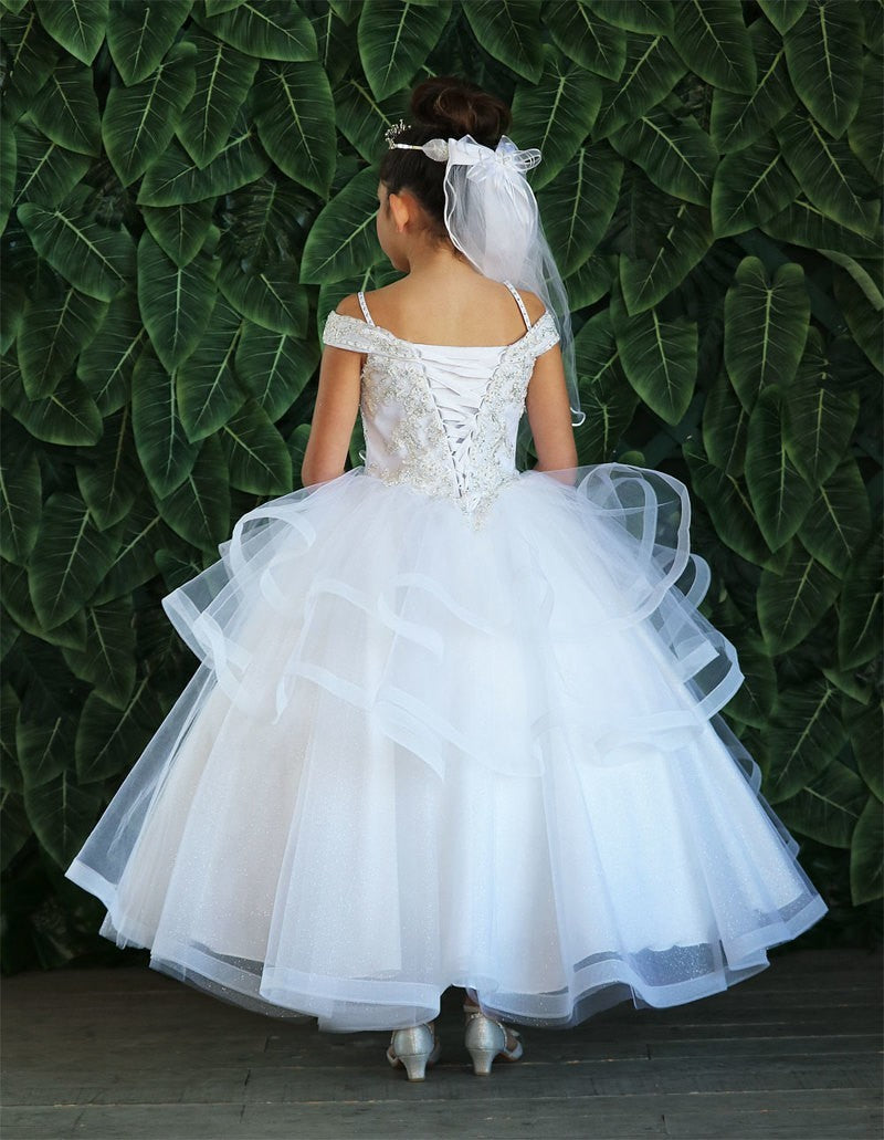 Calla Collection KY-223 special occasion dress highlighting an integrated ribbon corset backing with reinforced metal eyelets