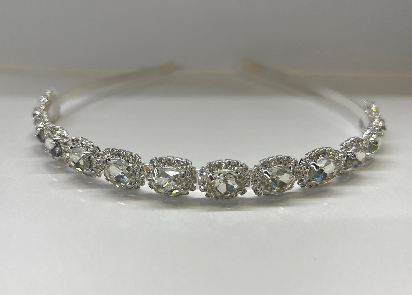 Calla Collection Headband TR-40951 Glamorous Sparkling Rhinestone Headband