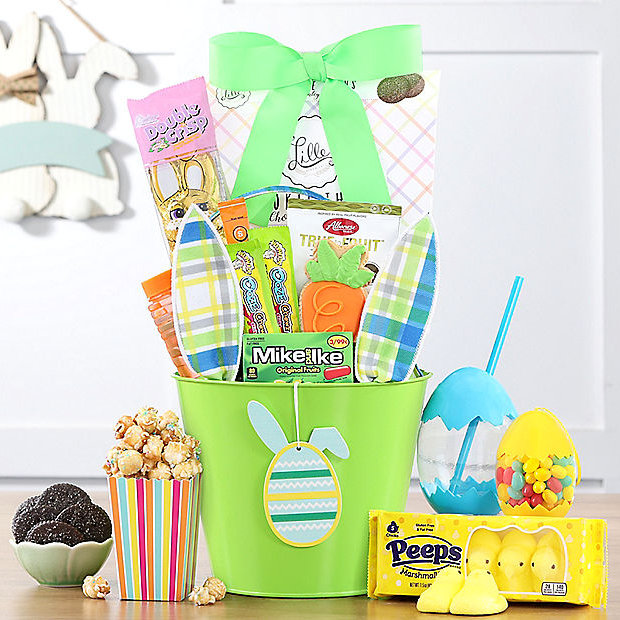Easter Bunny: Sweets Easter Basket