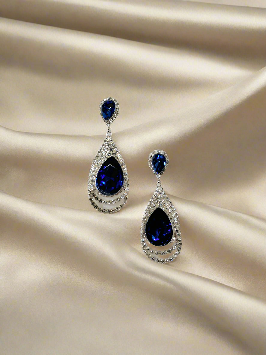 Calla Collection Earrings TR-10557 Eye-Catching Elegant Dangling Earrings