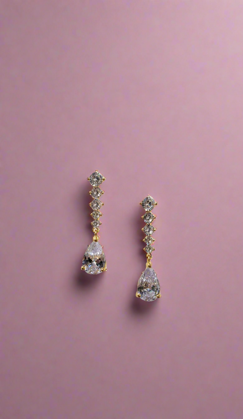 Calla Collection Earrings TR-10357 Stunning Elegant Cubic Zirconia CZ Earrings
