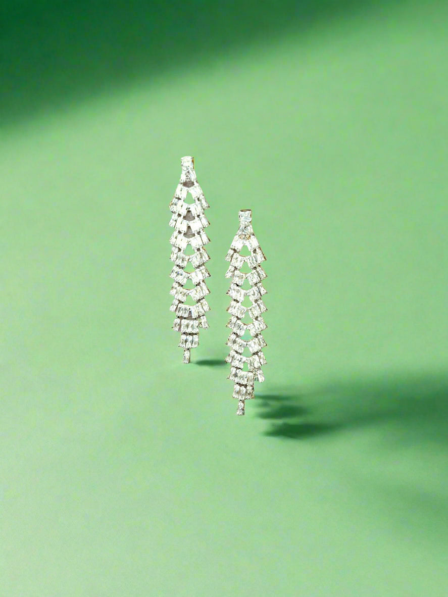Calla Collection TR-11332 accessory, detailed close-up image showing design and texture of the product.