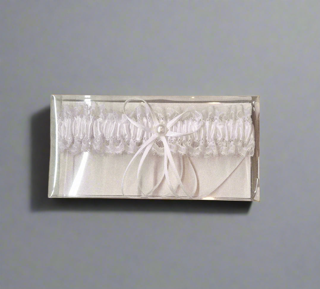 Calla Collection GA-930 hair accessory showing a stylish decorative hair clip with intricate design and shiny finish.