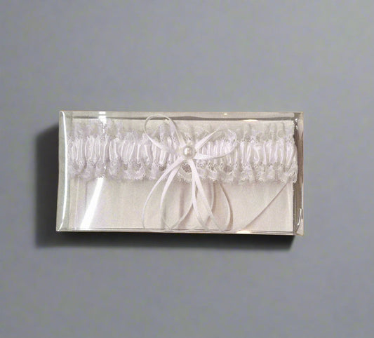 CALLAcollection GA-930 hair accessory showing a stylish decorative hair clip with intricate design and shiny finish.