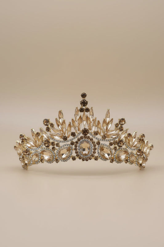 CALLAcollection TR-979 jewelry piece featuring intricate design and shiny finish in a close-up shot.
