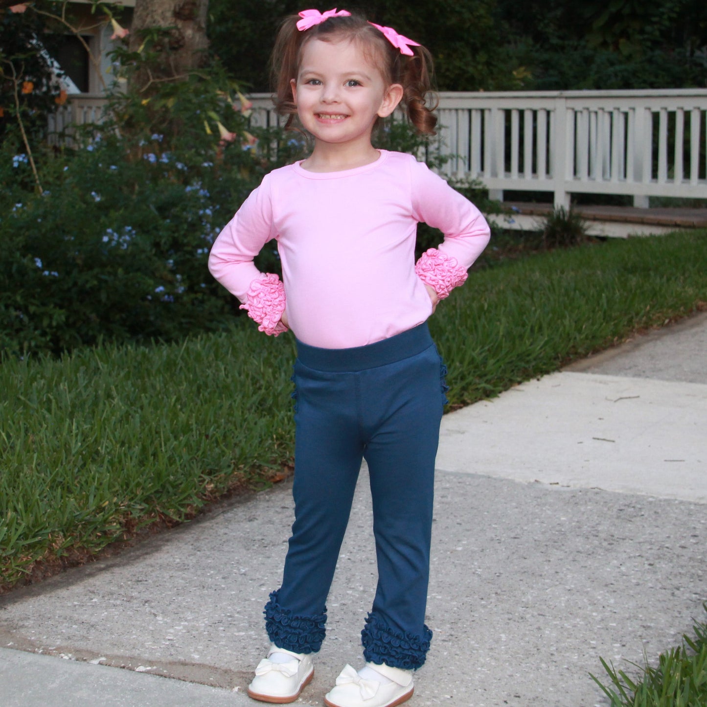 AnnLoren Baby Toddler Big Girls Boutique Navy Ruffle Butt Leggings