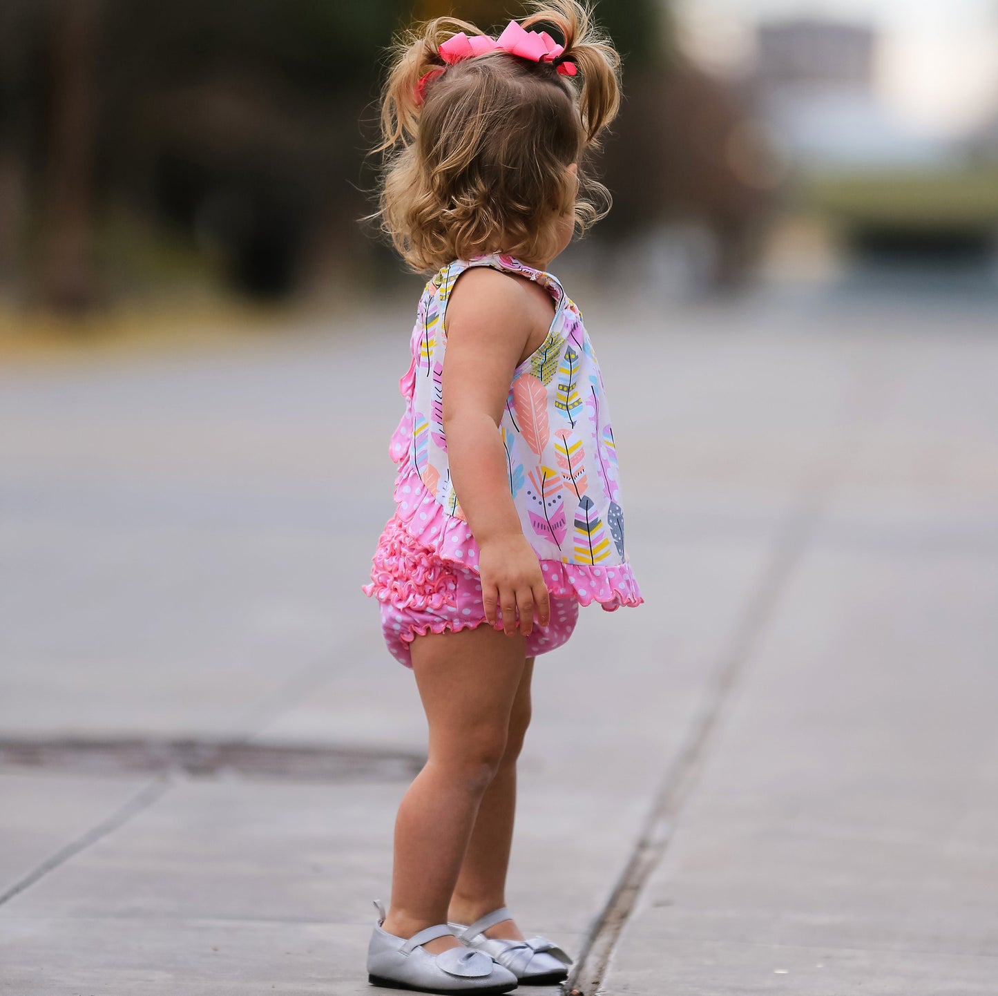 AnnLoren Baby/Toddler Girls Open Back Swing Tank Top with Bow Feather Design
