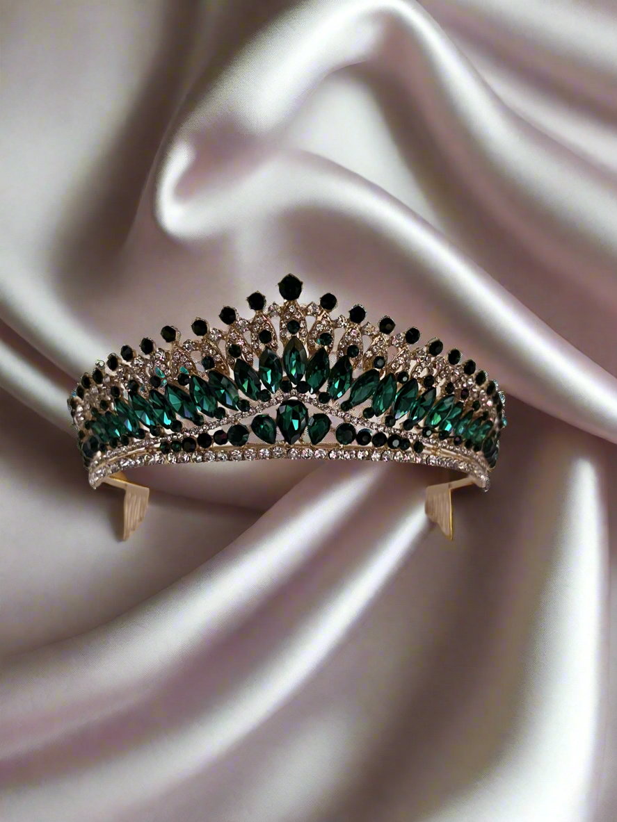 Calla Collection TR-913 jewelry piece with intricate design, showcasing elegant craftsmanship and detailed metalwork.