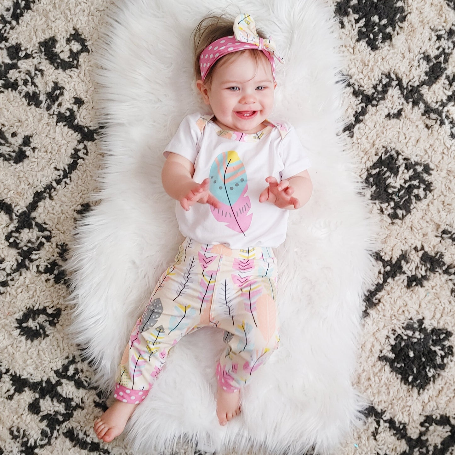 AnnLoren Baby Girls Layette Feather Onesie Pants Headband 3pc Gift Set Clothing 18-24M