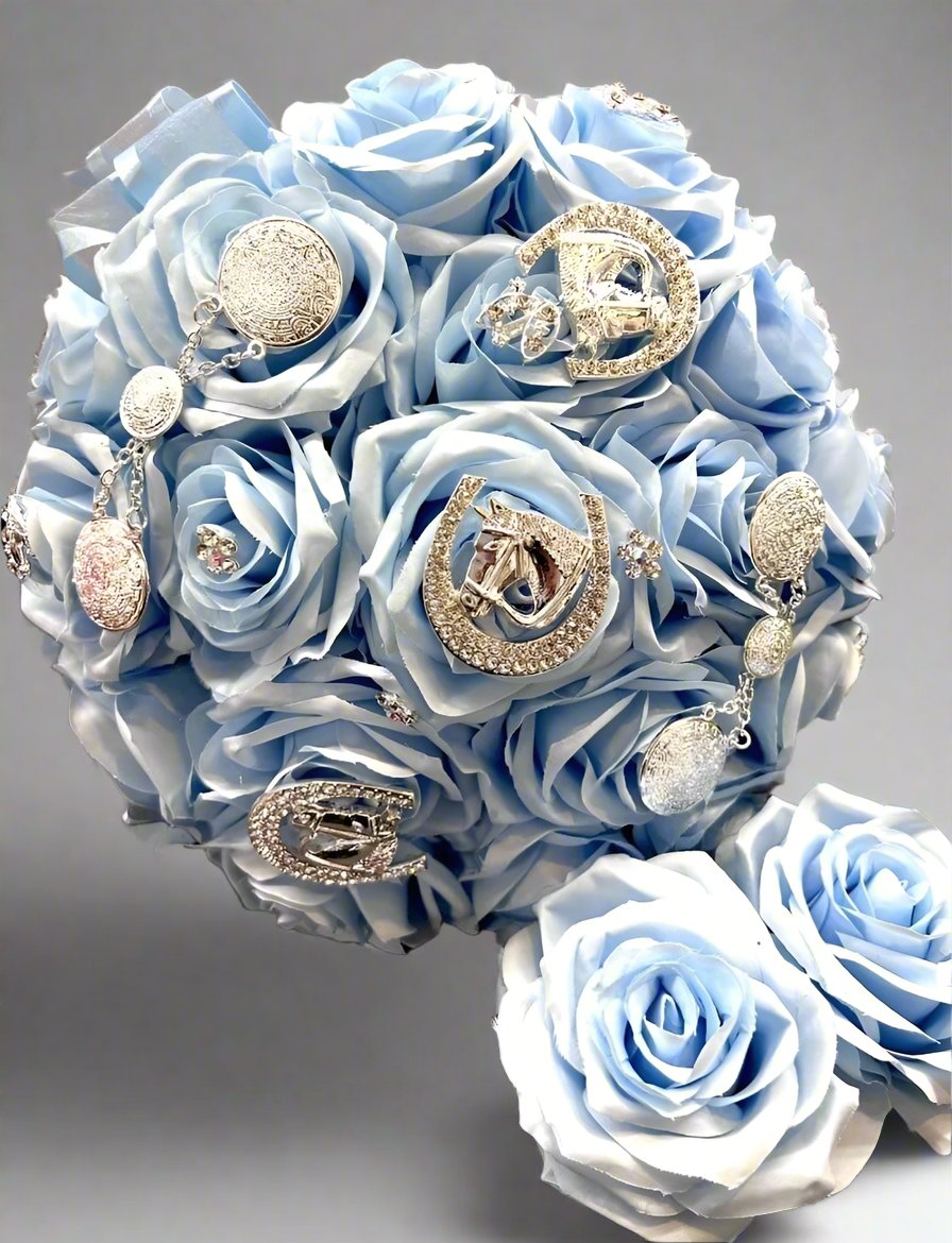 Premium factory edge finishing and durable structural base supporting the full-volume Calla Collection bouquet.