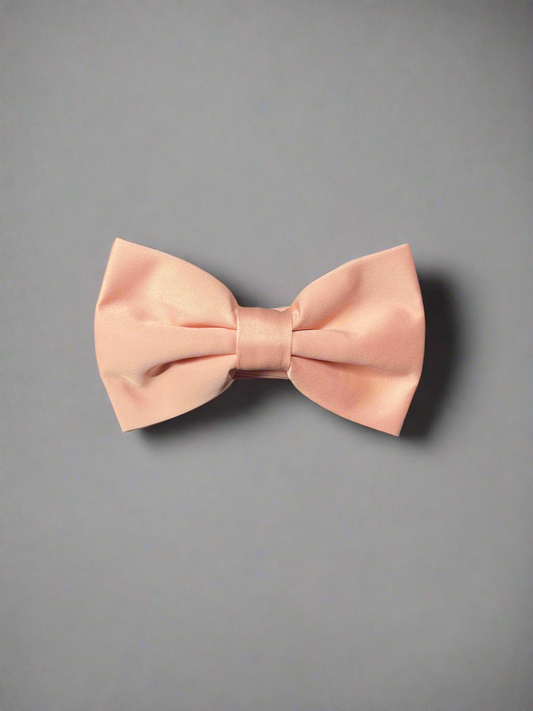 Boys' black bowtie from CALLAcollection, stylish accessory featuring a classic design suitable for formal occasions.
