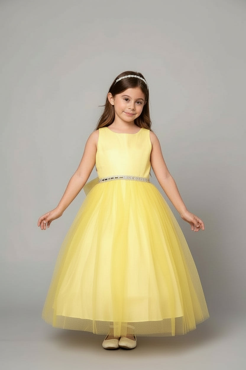Professional construction and structural lining on the Calla Collection D-754 celebration dress