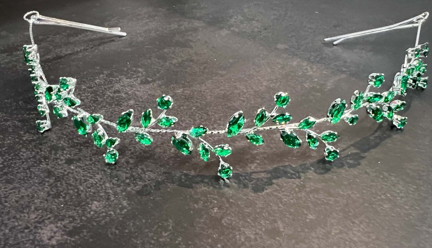 Calla Collection silver hair wrap with emerald accents, innovative secure fit jewelry accessory for stylish hair styling.