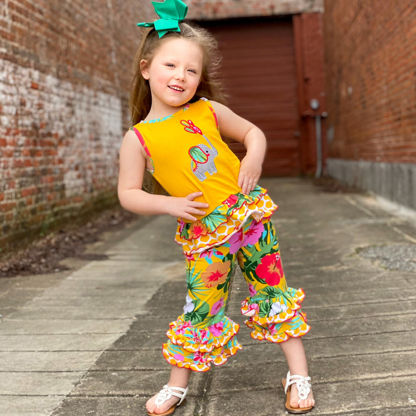 AnnLoren Big Little Girls Yellow Elephant Tunic & Tropical Hibiscus Capri Ruffle Pants Set Toddler Boutique Clothing