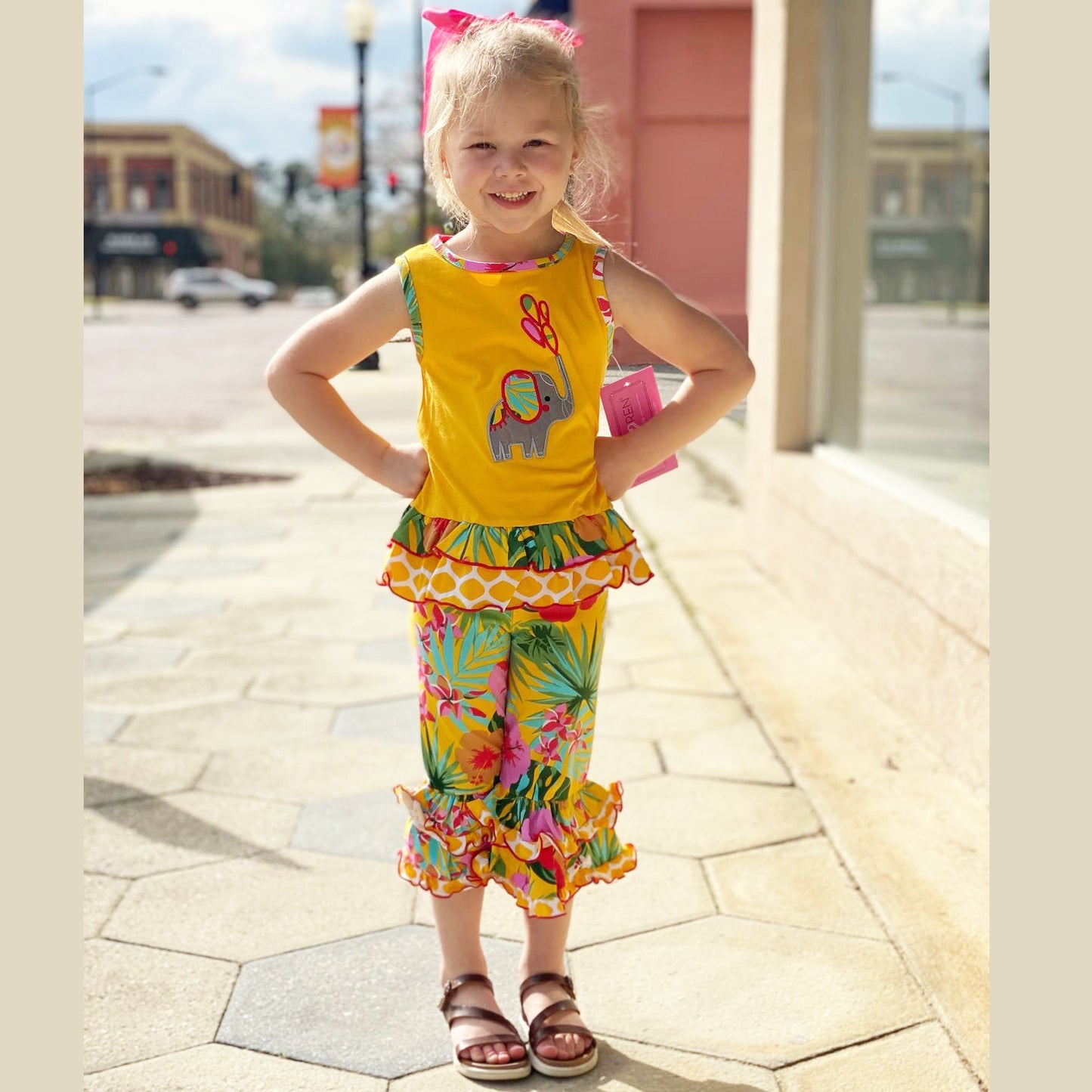 AnnLoren Big Little Girls Yellow Elephant Tunic & Tropical Hibiscus Capri Ruffle Pants Set Toddler Boutique Clothing