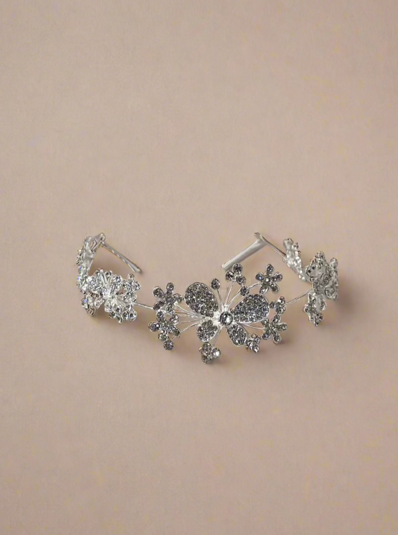 Calla Collection TR-637 jewelry piece featuring intricate design, showcased in a full-size image highlighting its craftsmanship and elegance.
