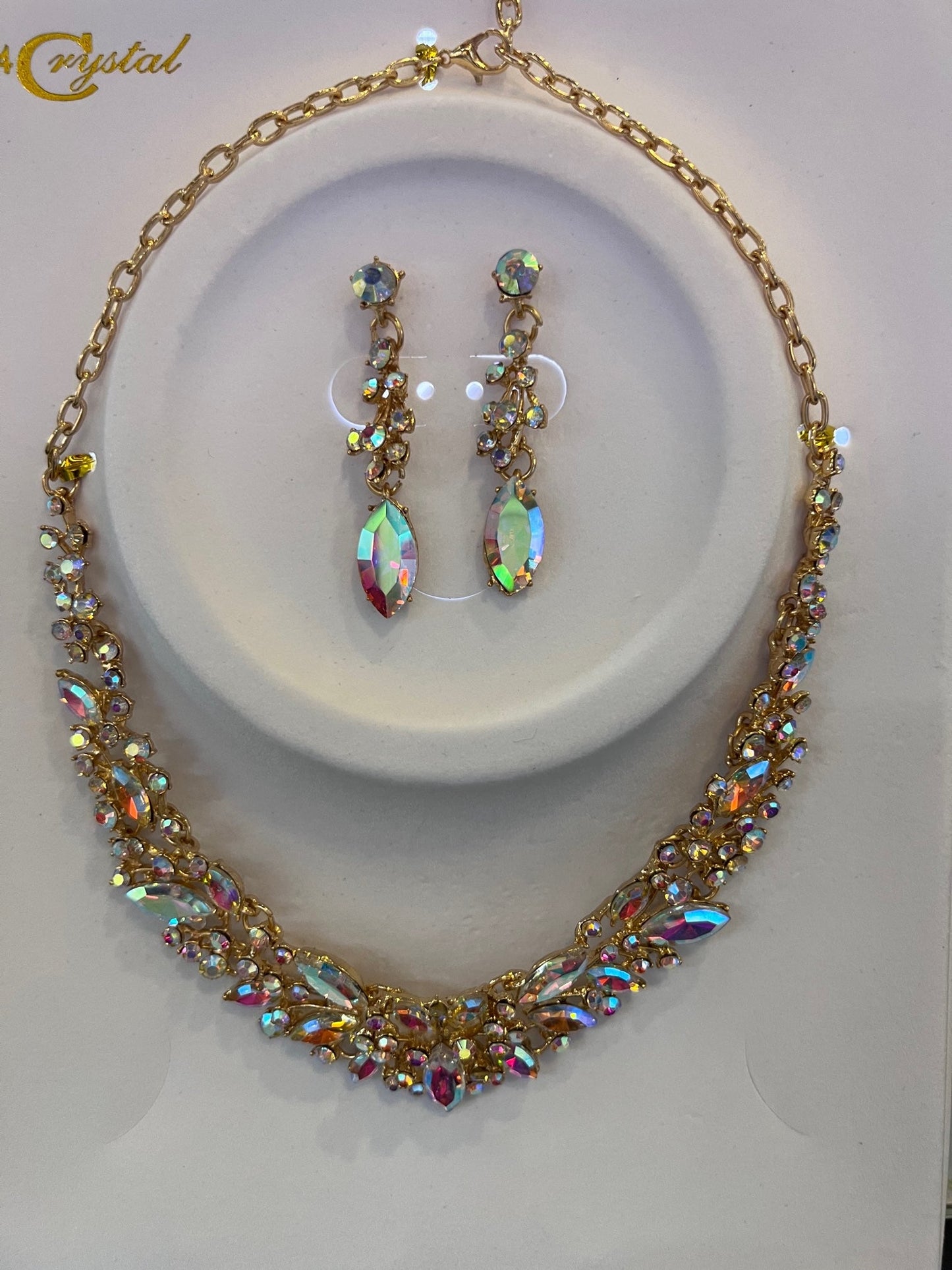 Calla Collection TR-366 Elegant Event Necklace & Earring Set