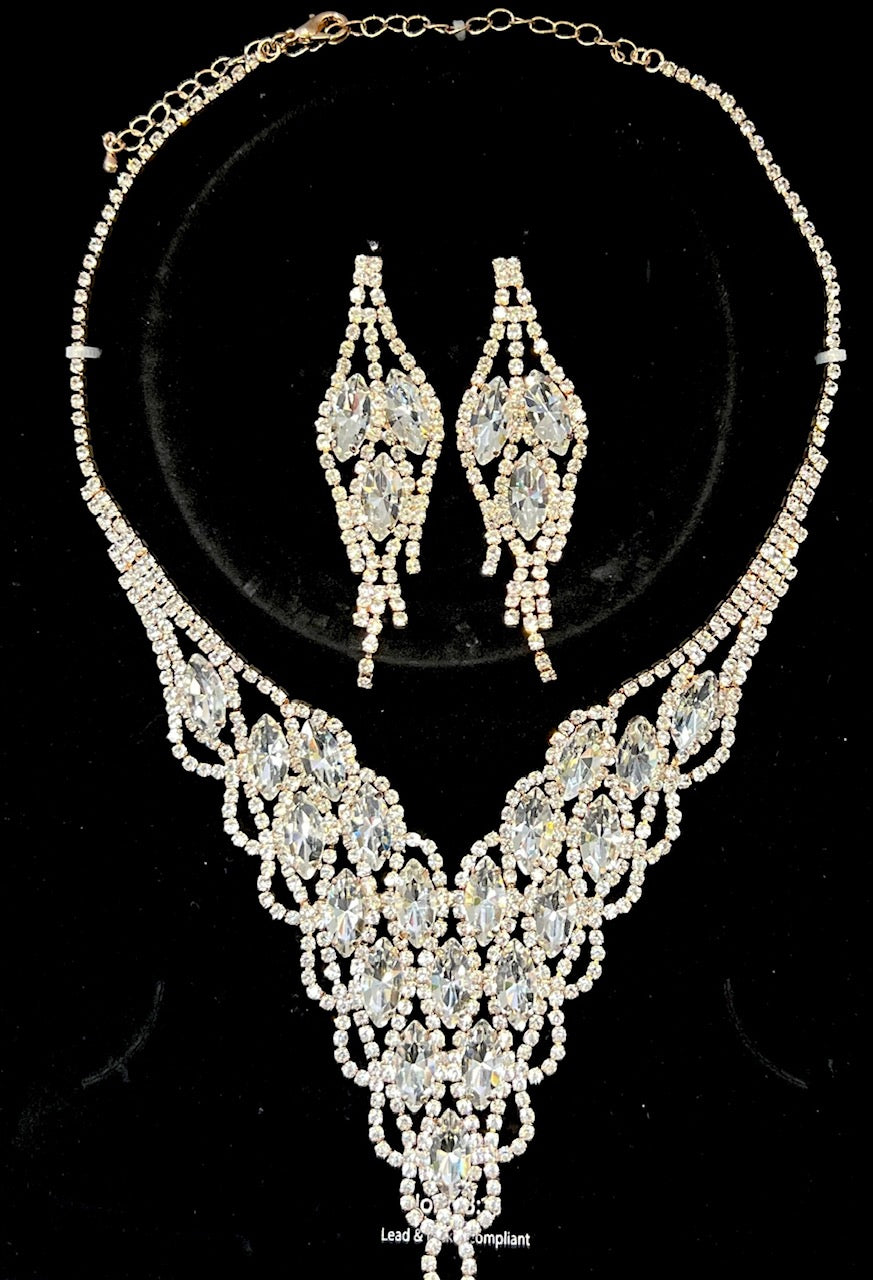 Calla Collection TR-22172 Big Rhinestone Glamour Statement Necklace Set