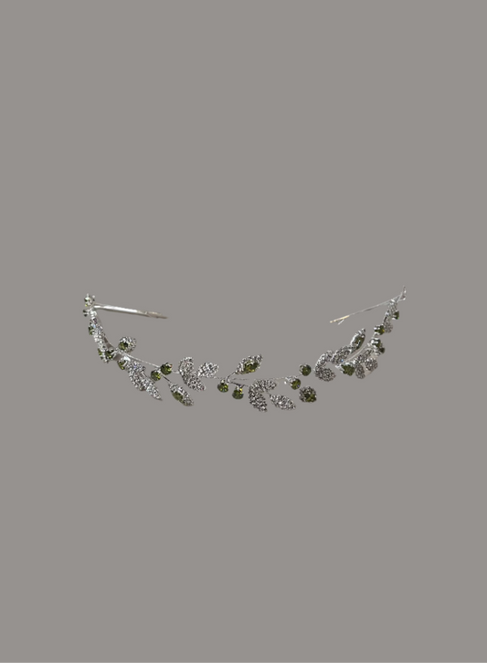 CallaCollection TR-41319 jewelry piece featuring intricate design, displayed on a neutral background, highlighting craftsmanship and detail.