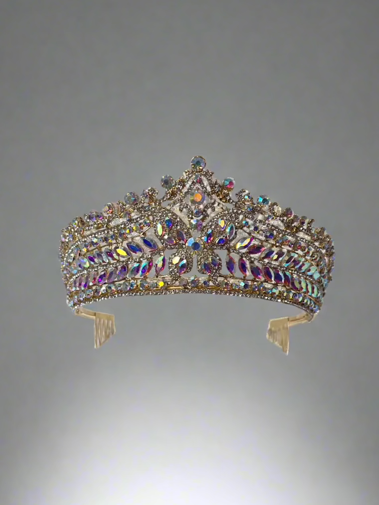 Calla Collection TR-955 jewelry piece showcasing intricate design and elegant craftsmanship in a close-up image.