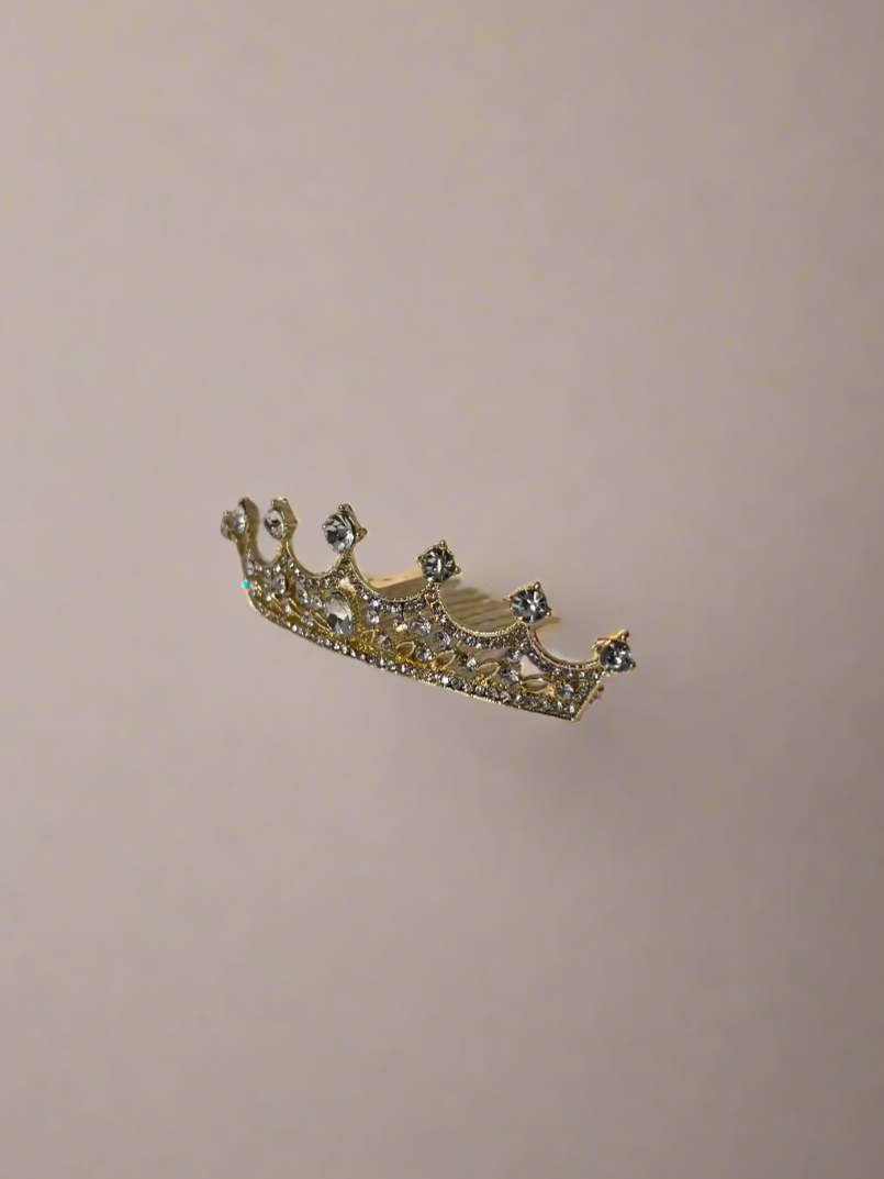 Calla Collection TR-507 jewelry piece featuring intricate design with elegant metalwork and decorative elements.
