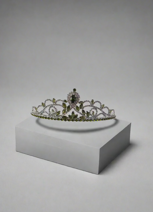 CallaCollection TR-41323 jewelry piece featuring intricate design, showcasing elegant craftsmanship and fine detailing.