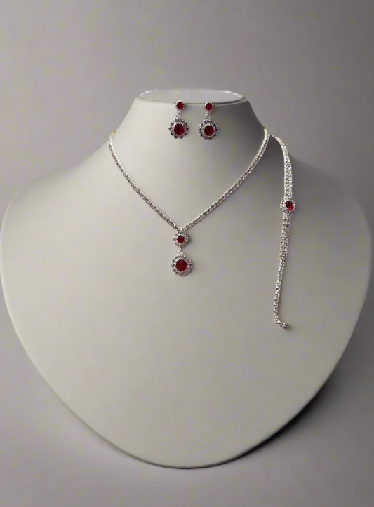 CallaCollection TR-22389 necklace featuring a delicate chain and elegant pendant, displayed on a neutral background.