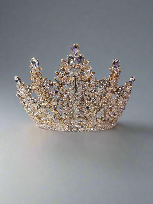 CallaCollection TR-963 jewelry piece featuring intricate design, showcased in a detailed close-up image.
