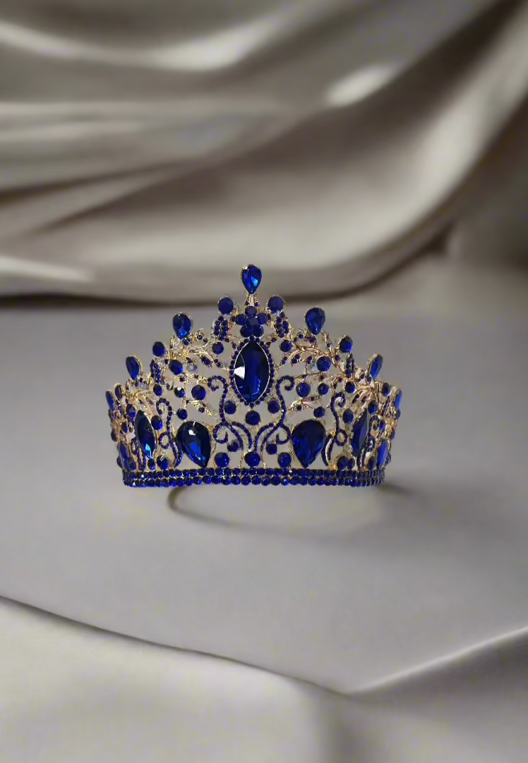 CallaCollection TR-961 jewelry piece featuring intricate design in a close-up shot on a white background.