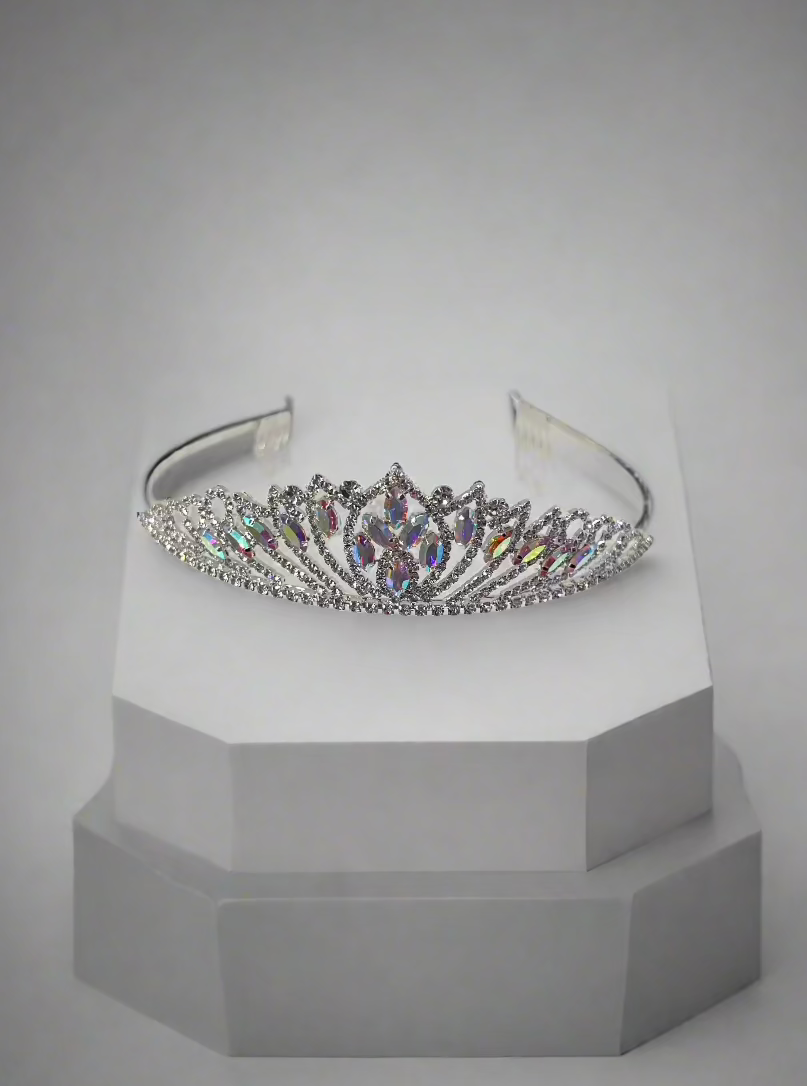 Calla Collection TR-40316 hair accessory in various styles, featuring elegant and versatile designs for everyday wear.