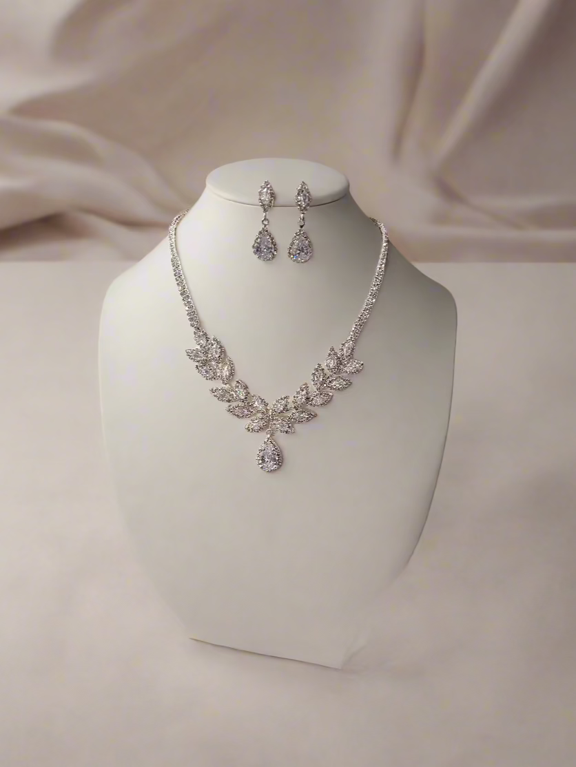 Calla Collection TR-22183 coordinated necklace and earring set featuring elegant jewelry with intricate design and silver-tone finish.