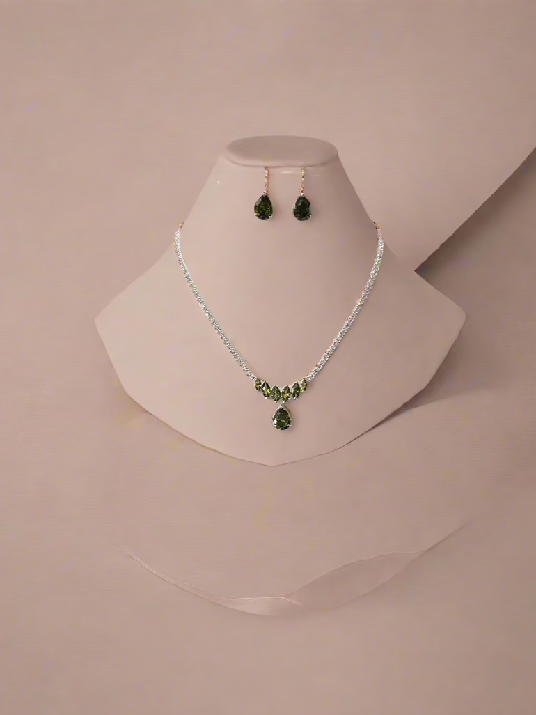 Calla Collection TR-22300 Cohesive Elegant Necklace & Earring Set