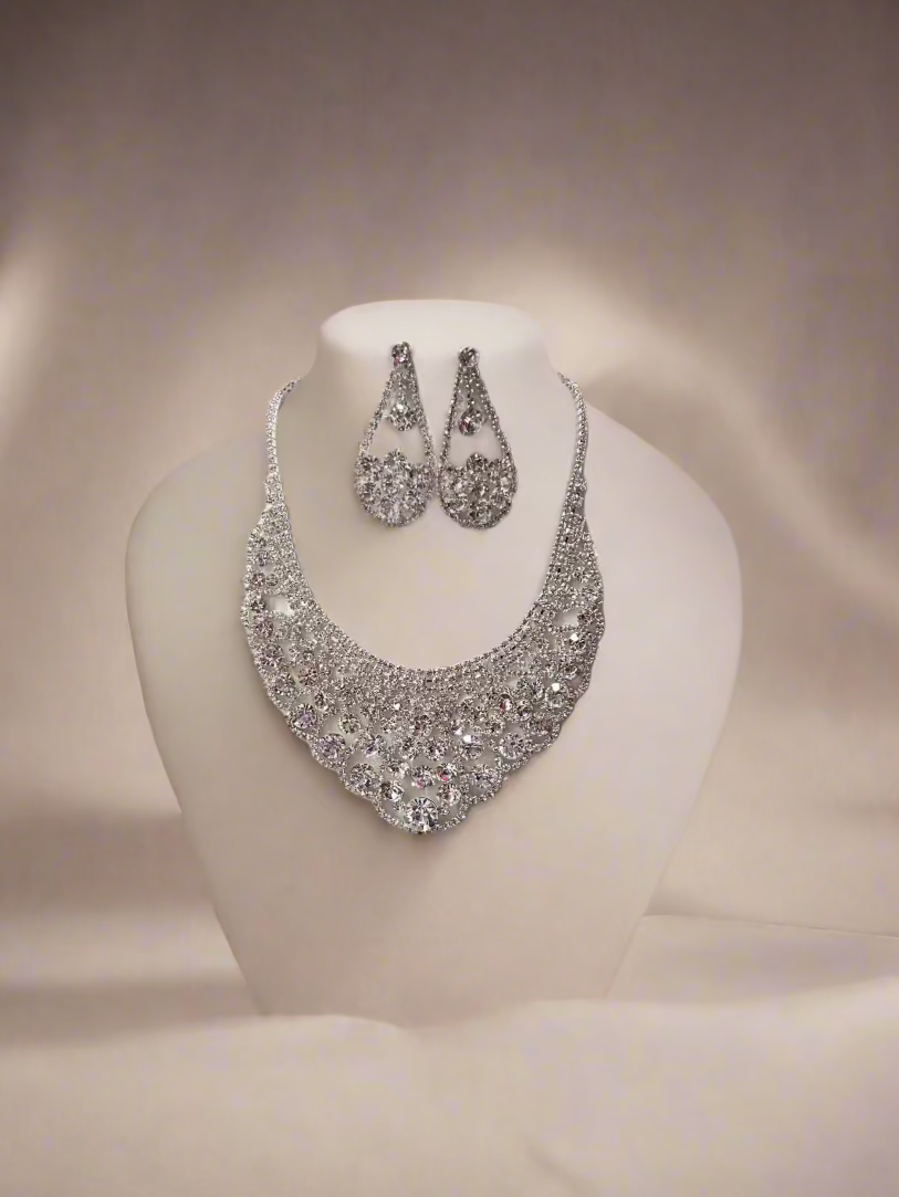 Calla Collection TR-22170 Simple Sophisticated Class Necklace Set