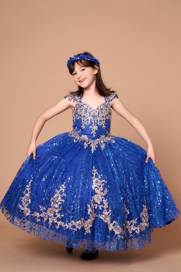 Rear view of Calla Collection KY-226 showing a traditional adjustable ribbon corset closure