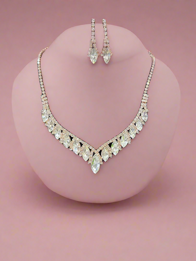 Calla Collection TR-22253 Effortless Versatile Necklace & Earring Set