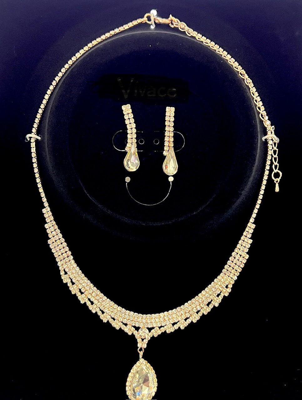 Calla Collection TR-20259 Glamorous Shimmering Rhinestone Necklace Set