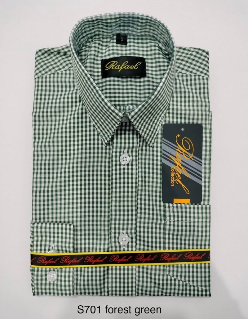 Boys' S-701 BIG casual t-shirt by Calla Collection, featuring a colorful graphic print, worn by a young boy.