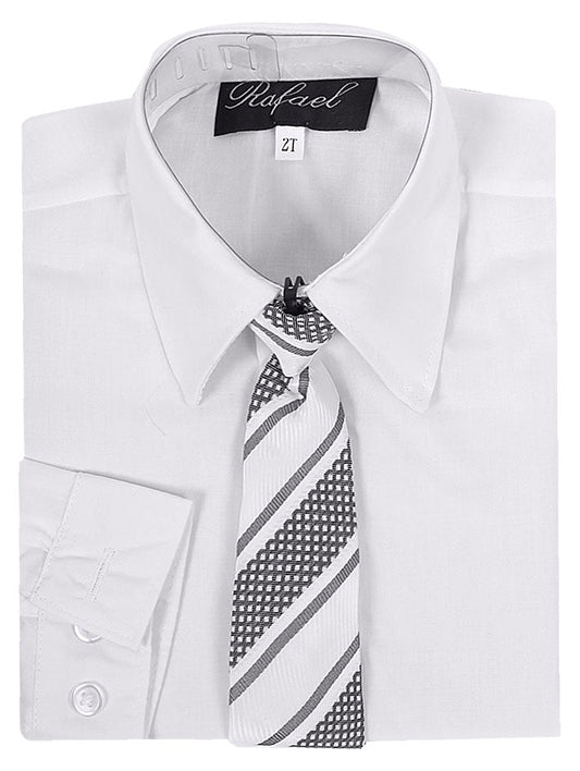Boy wearing white S-858 shirt from CALLAcollection, casual boys' clothing with a comfortable fit.