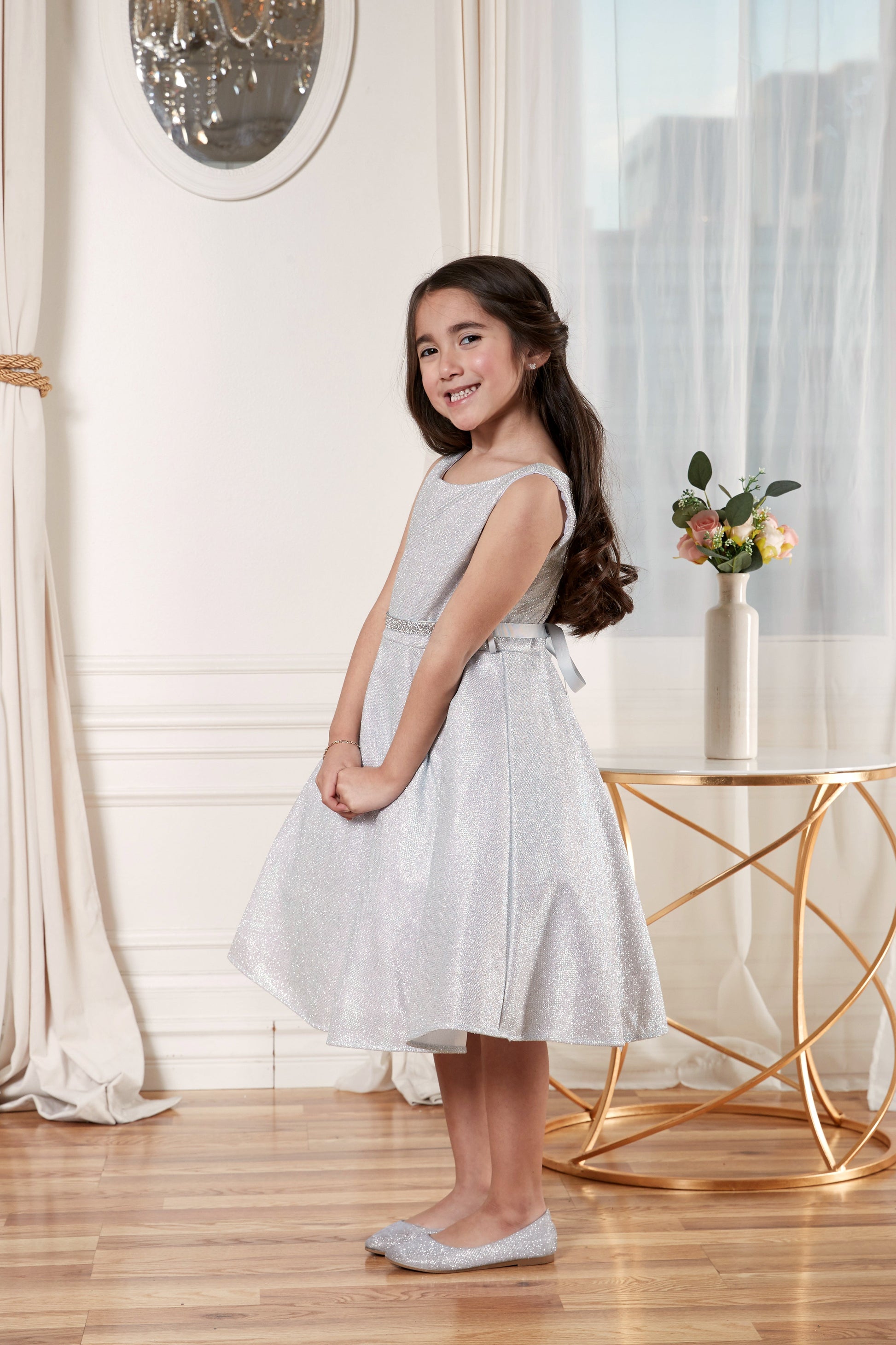 Comfortable regular-fit silhouette with a bouncy skirt profile engineered for dancing on the Calla Collection D-817 party dress
