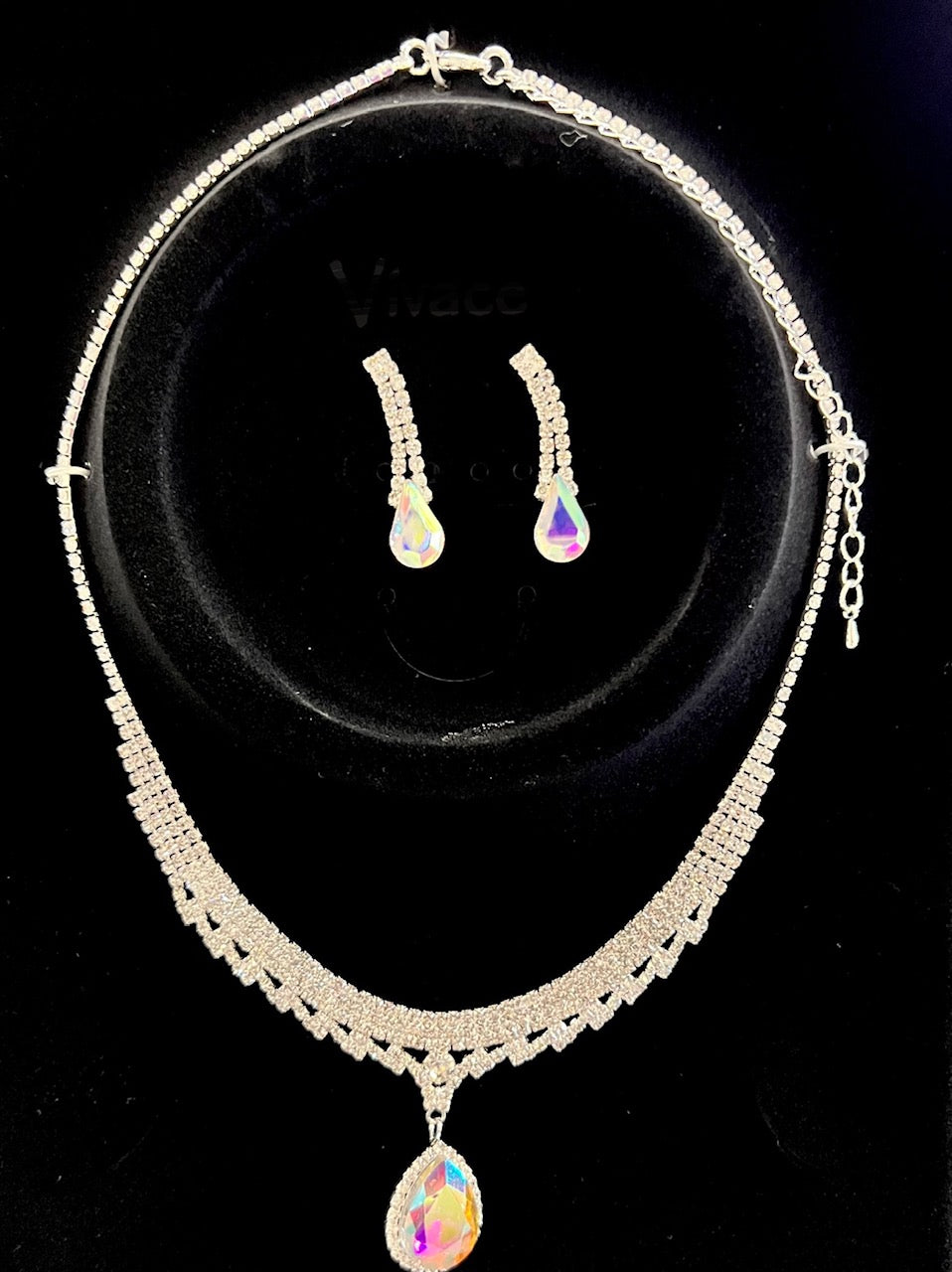 Calla Collection TR-20259 Glamorous Shimmering Rhinestone Necklace Set