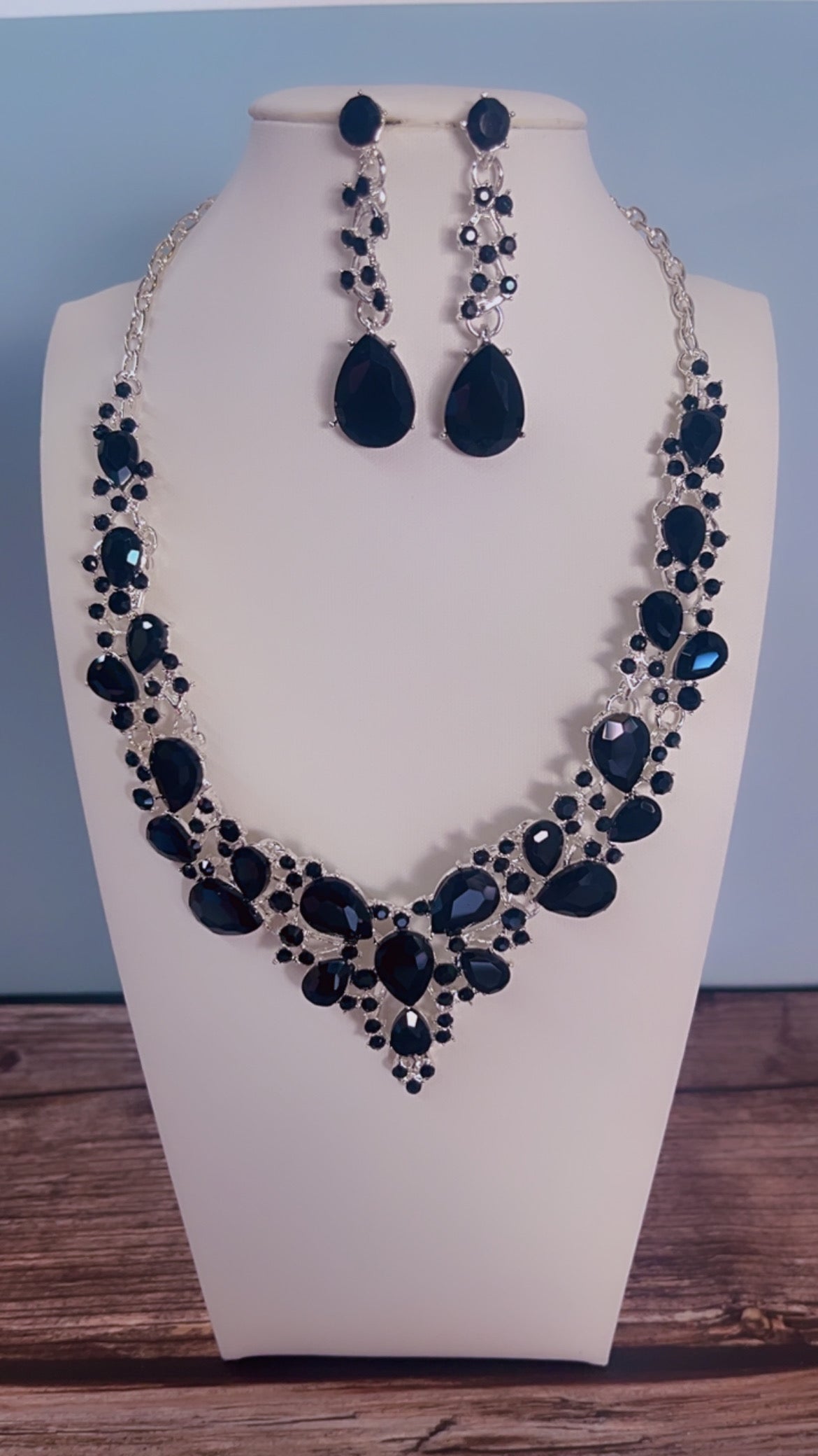 Calla Collection TR-364 Versatile Timeless Rhinestone Necklace Set