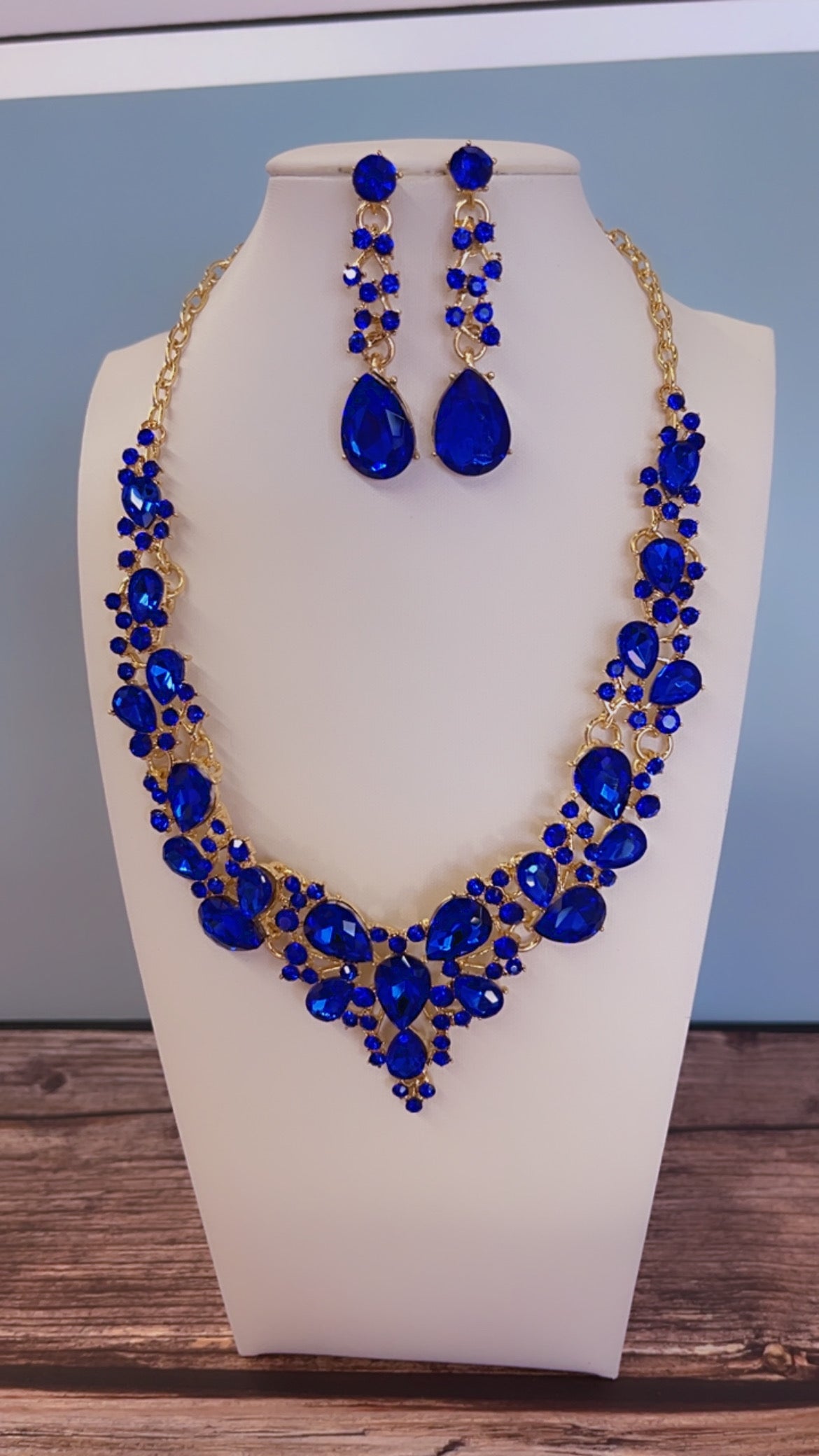 Calla Collection TR-364 Versatile Timeless Rhinestone Necklace Set