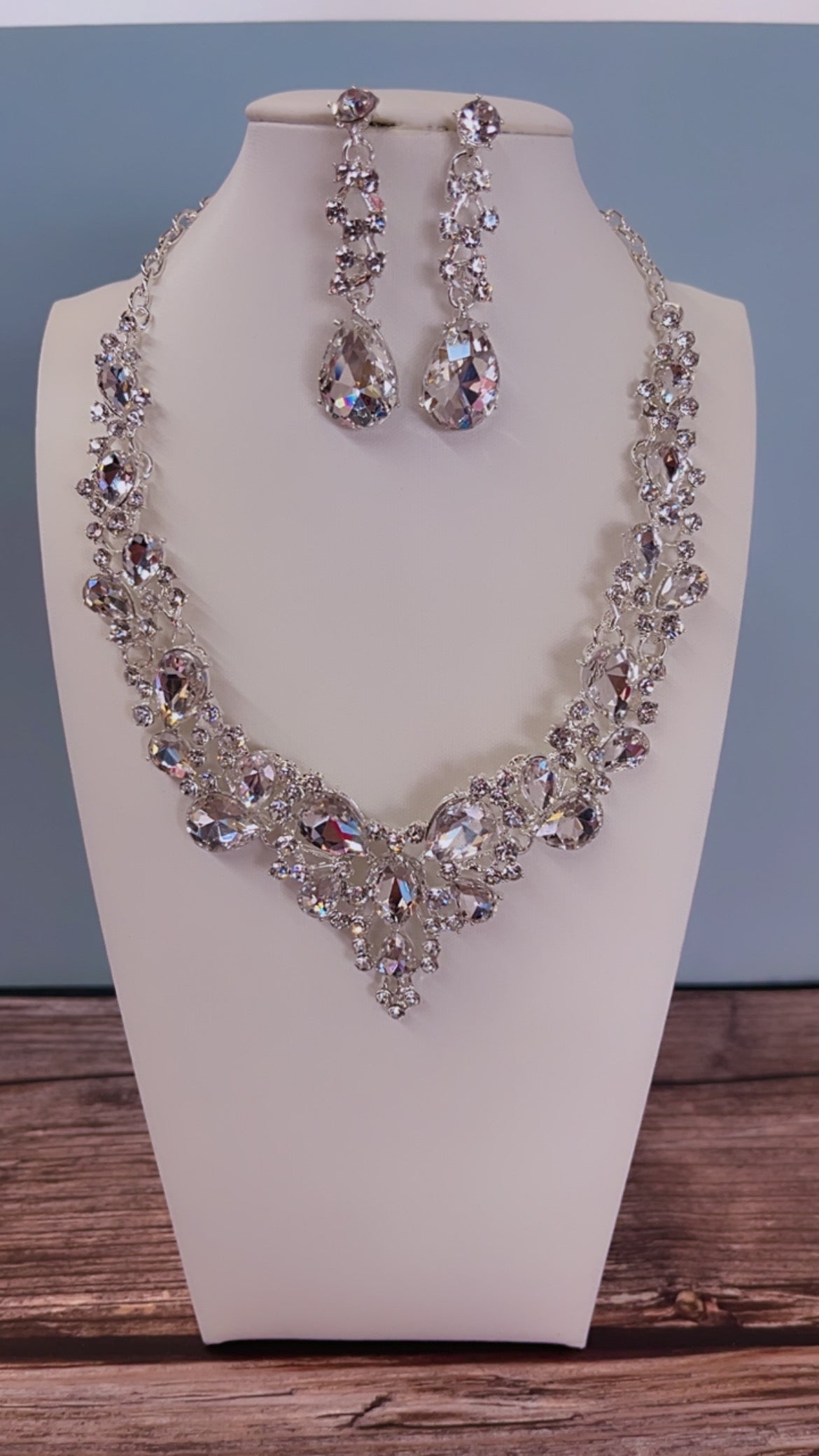 Calla Collection TR-364 Versatile Timeless Rhinestone Necklace Set