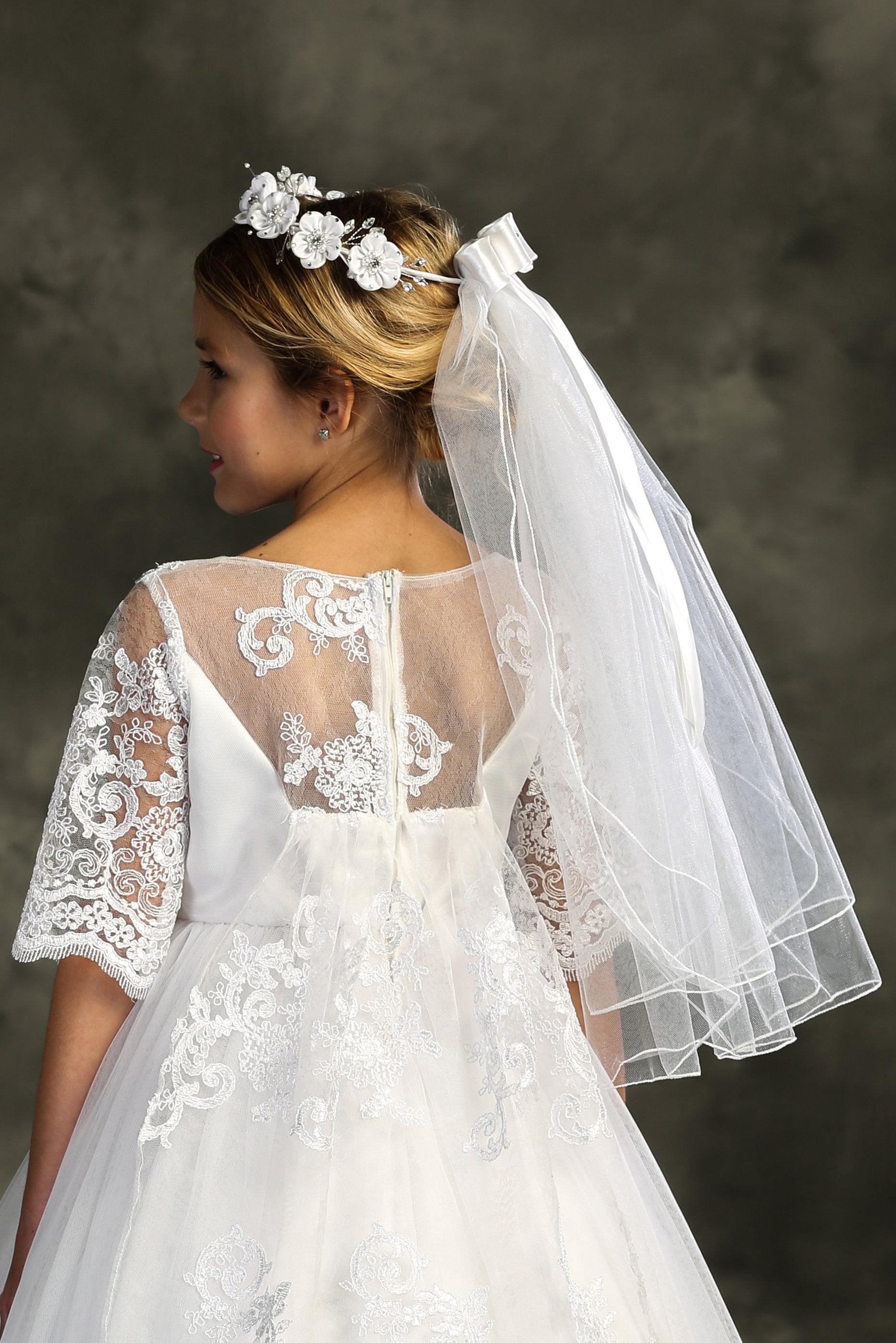 Accessories - White Flower Pearl Rhinestone Crown Veil