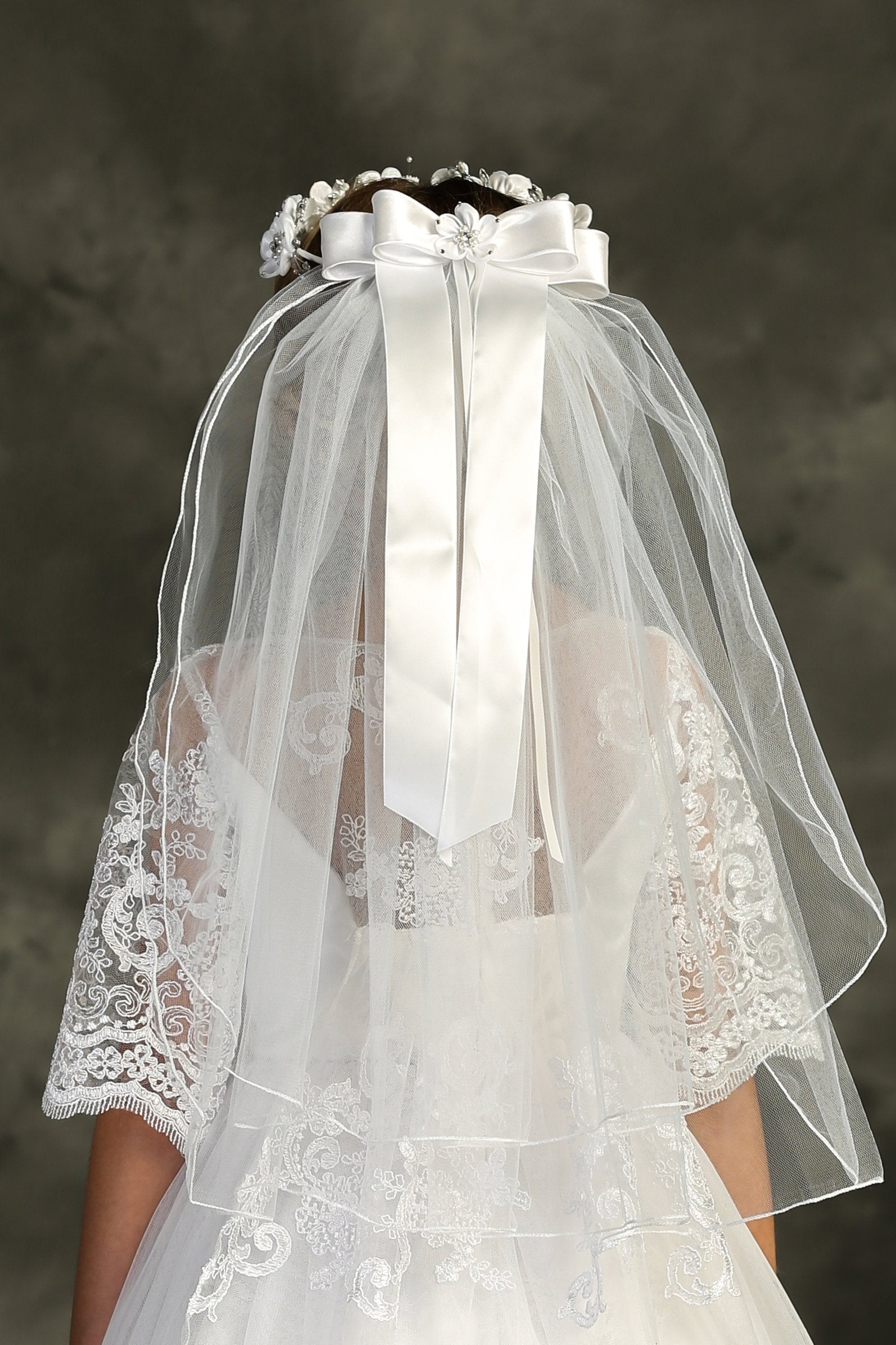 Accessories - White Flower Pearl Rhinestone Crown Veil