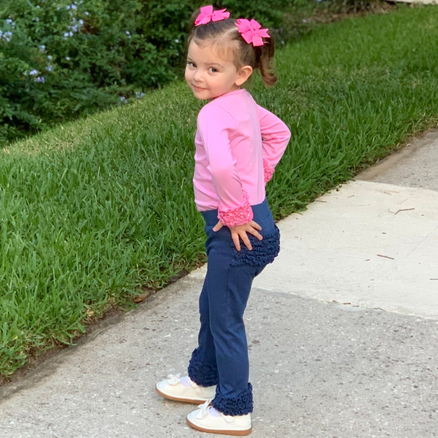 AnnLoren Baby Toddler Big Girls Boutique Navy Ruffle Butt Leggings