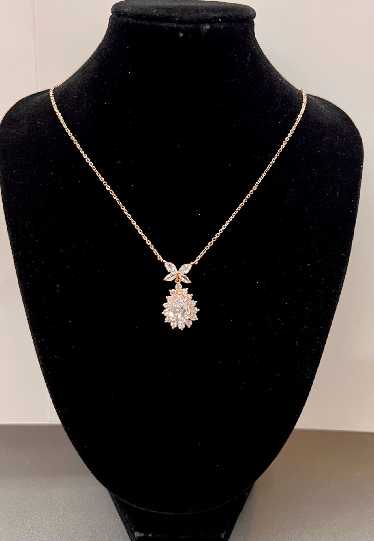 Calla Collection TR-22147 Timeless Glamour Cubic Zirconia Necklace Set