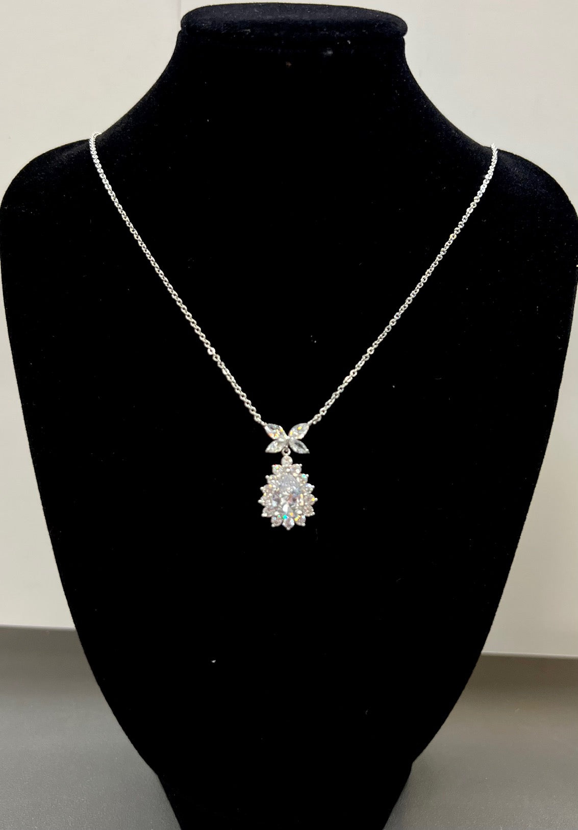 Calla Collection TR-22147 Timeless Glamour Cubic Zirconia Necklace Set